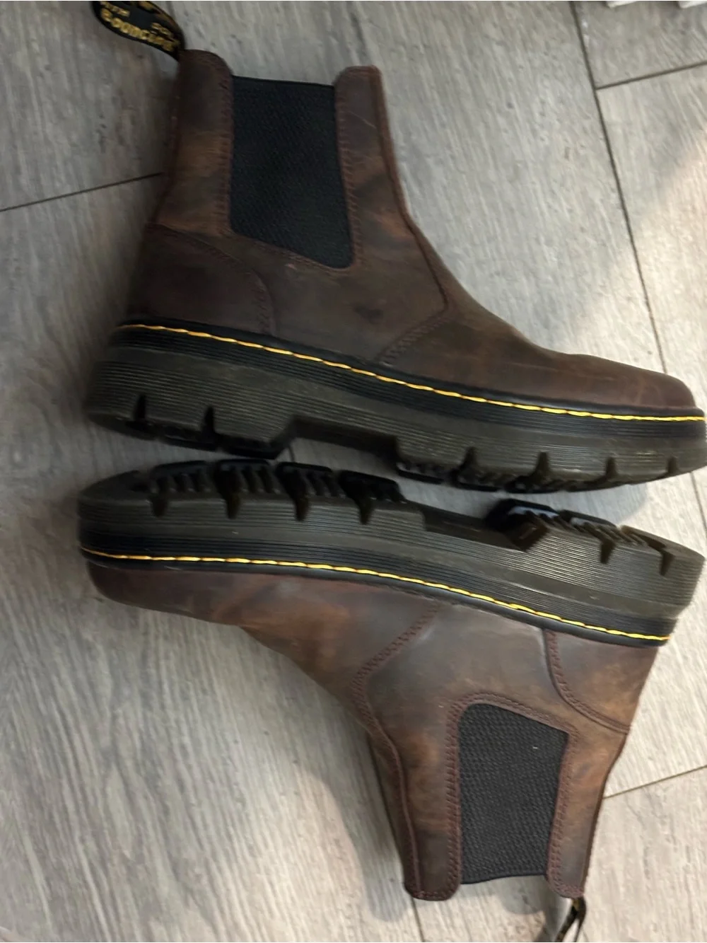 Dr. Martens Men's 7 Women’s 8 Brown Leather Chukka Boots